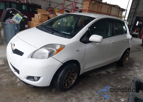 2011 Toyota Yaris z USA, uszkodzony, nr VIN JTDKT4K38B5333132